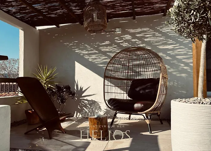 Jacuzzi Vue Sur Mer Helios Suite & Spa